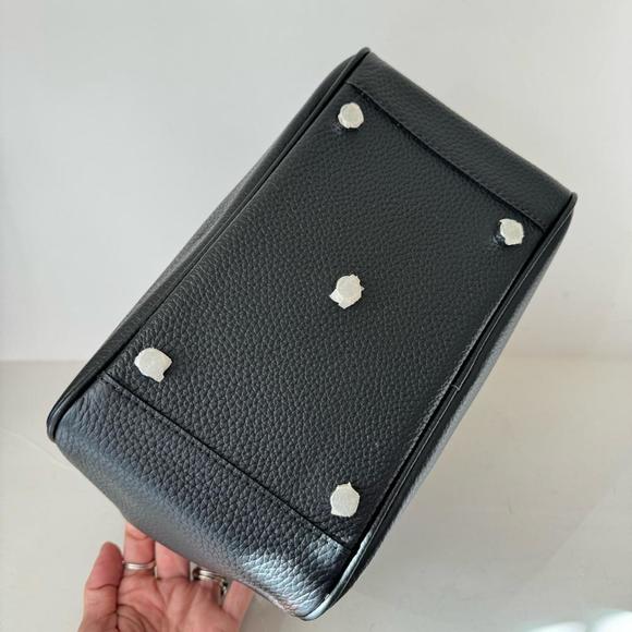 Black Pebble Leather 26 Lindy Boxy Slouchy Shoulder Bag w/...